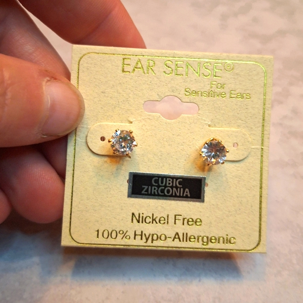 Ear Sense Cubic Zirconia Stud Earrings